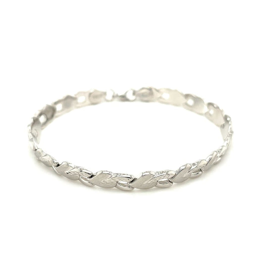 14k White Gold Heart Shape Textured Bracelet | Richard Cannon Jewelry