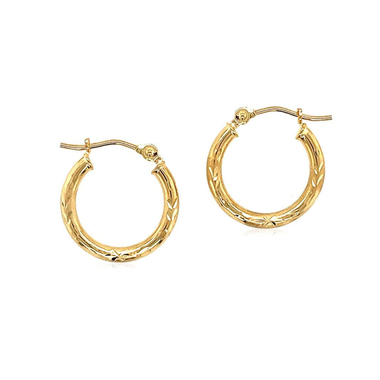 14k Yellow Gold Fancy Diamond Cut Slender Small Hoop Earrings (15mm Diameter) | Richard