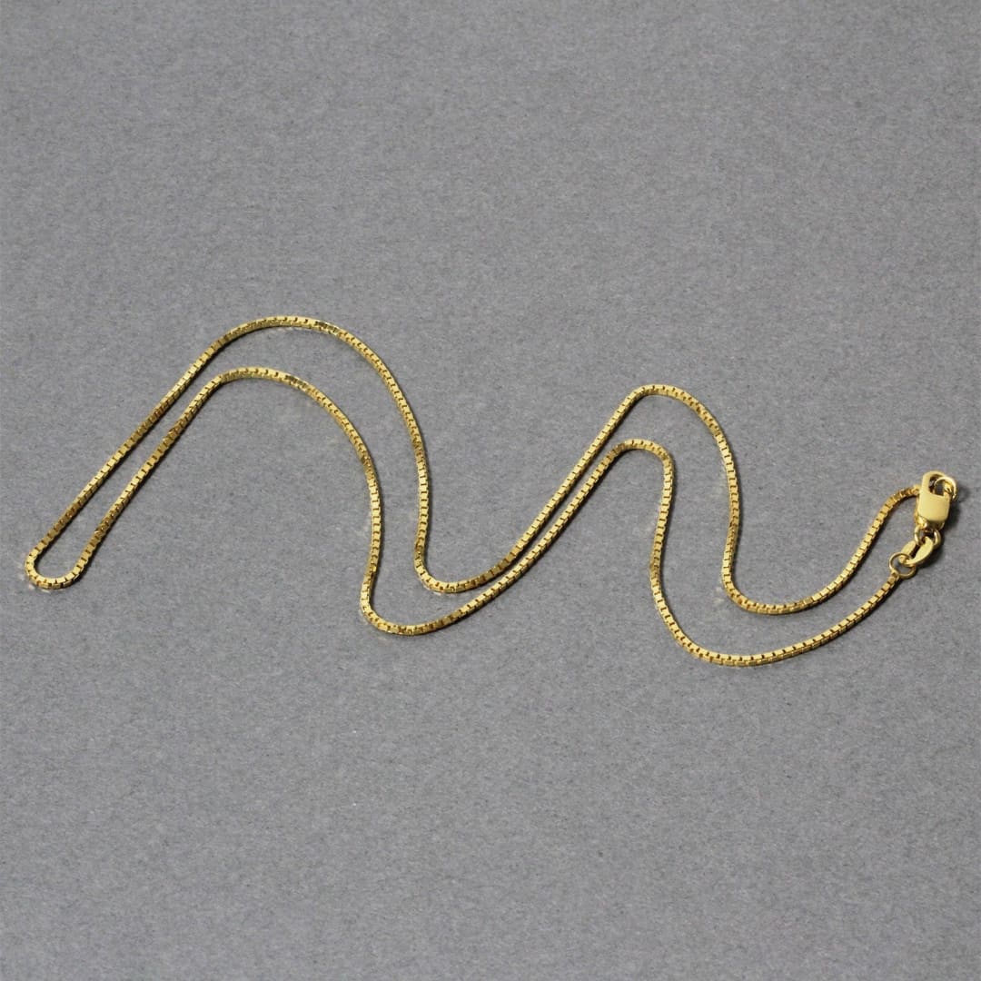 18k Yellow Gold Classic Box Chain 0.9 mm | Richard Cannon Jewelry