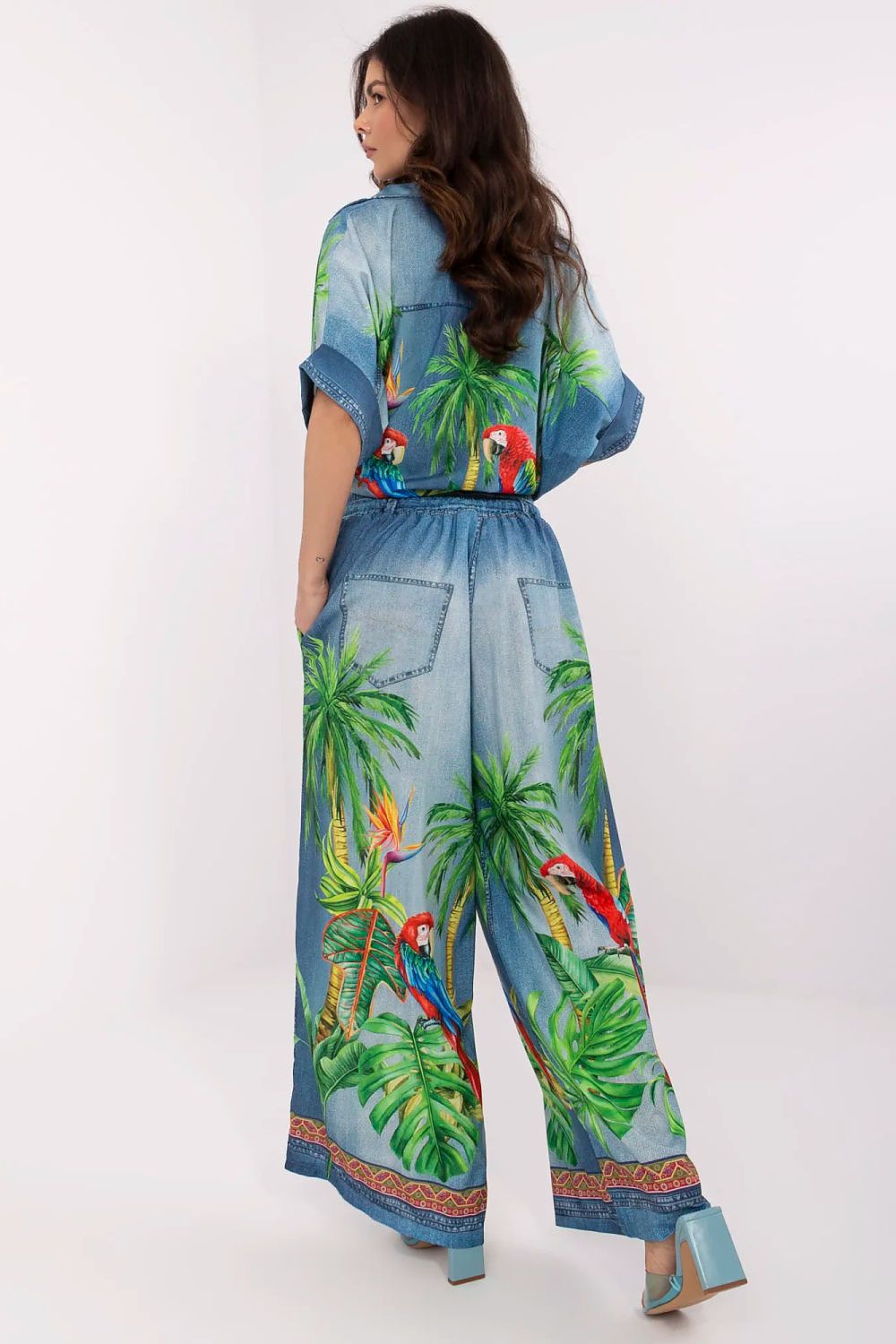 Women trousers model 210028 Italy Moda