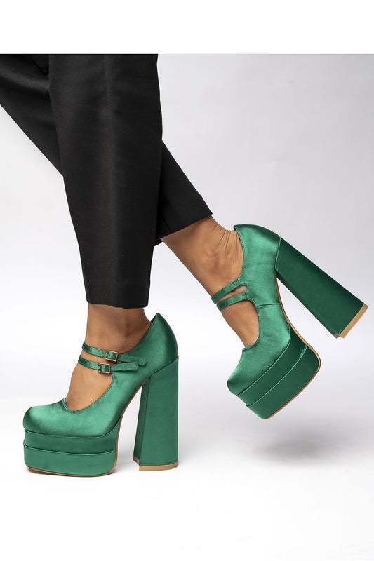 Platform pumps model 210179 Inello