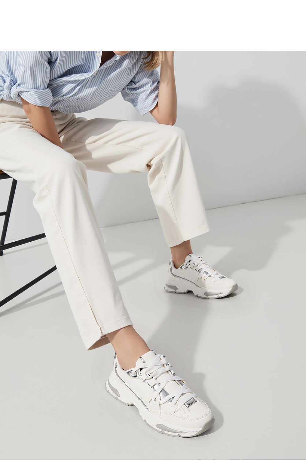 Sport Shoes model 210232 Inello