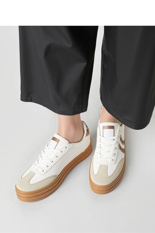 Sport Shoes model 210261 Inello