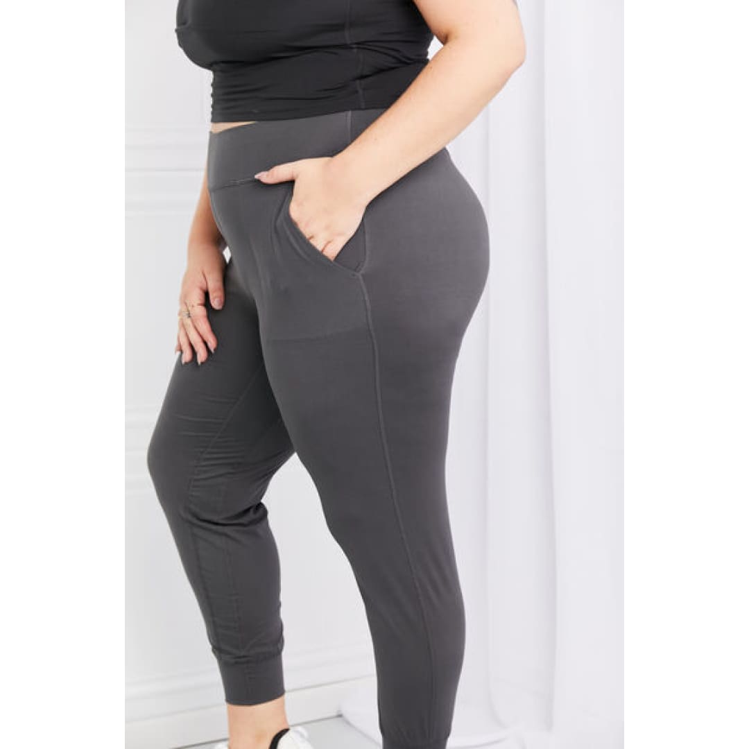 Leggings Depot Full Size Pocketed High Waist Pants | The Urban Clothing Shop™