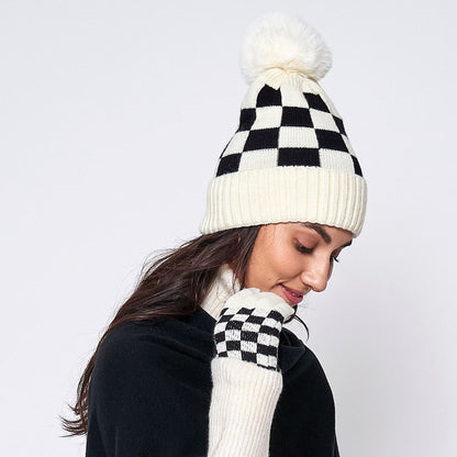 Fashion Week Checkered Cozy Gloves-3