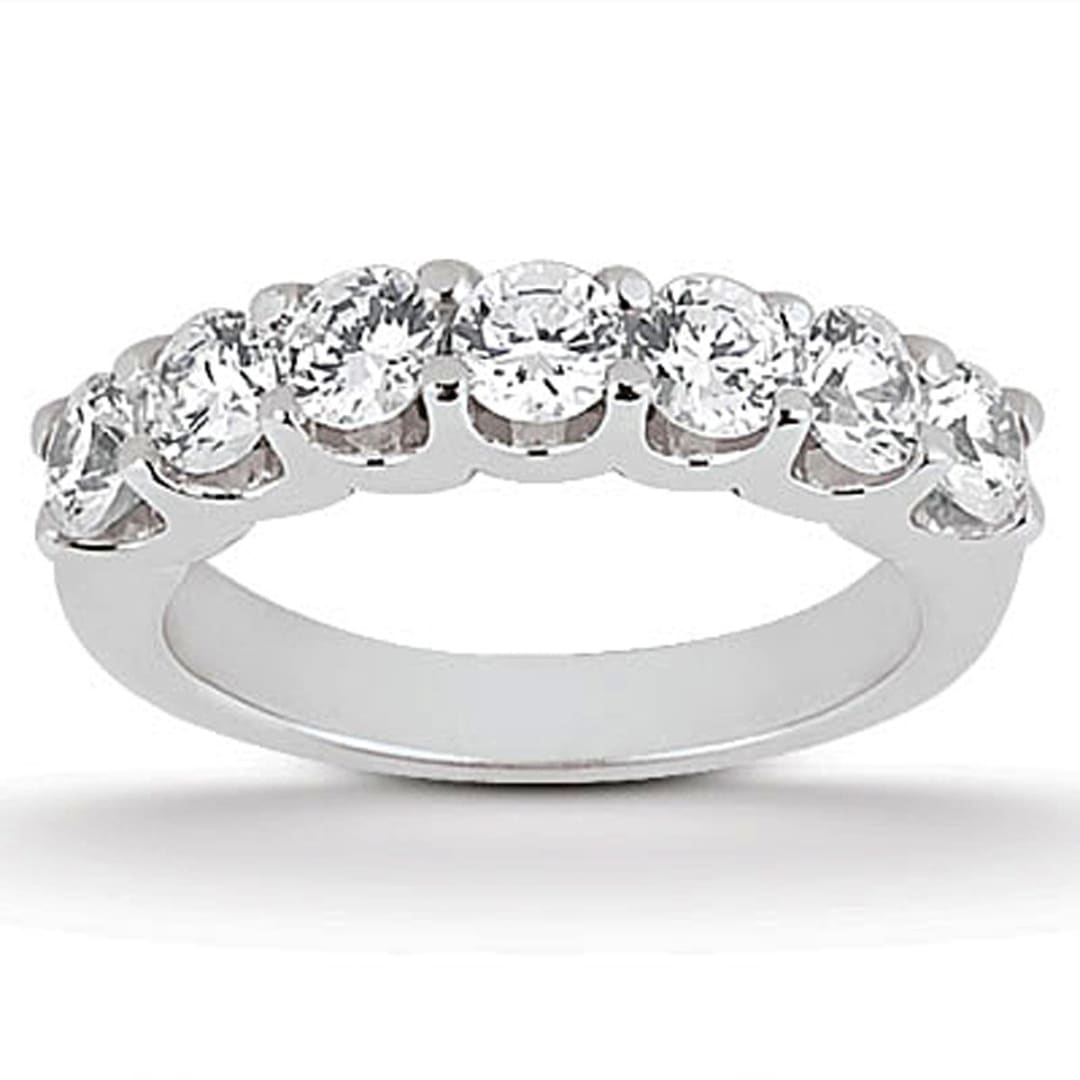 14k White Gold Diamond Scalloped Shared U Prong Setting Wedding Ring Band | Richard