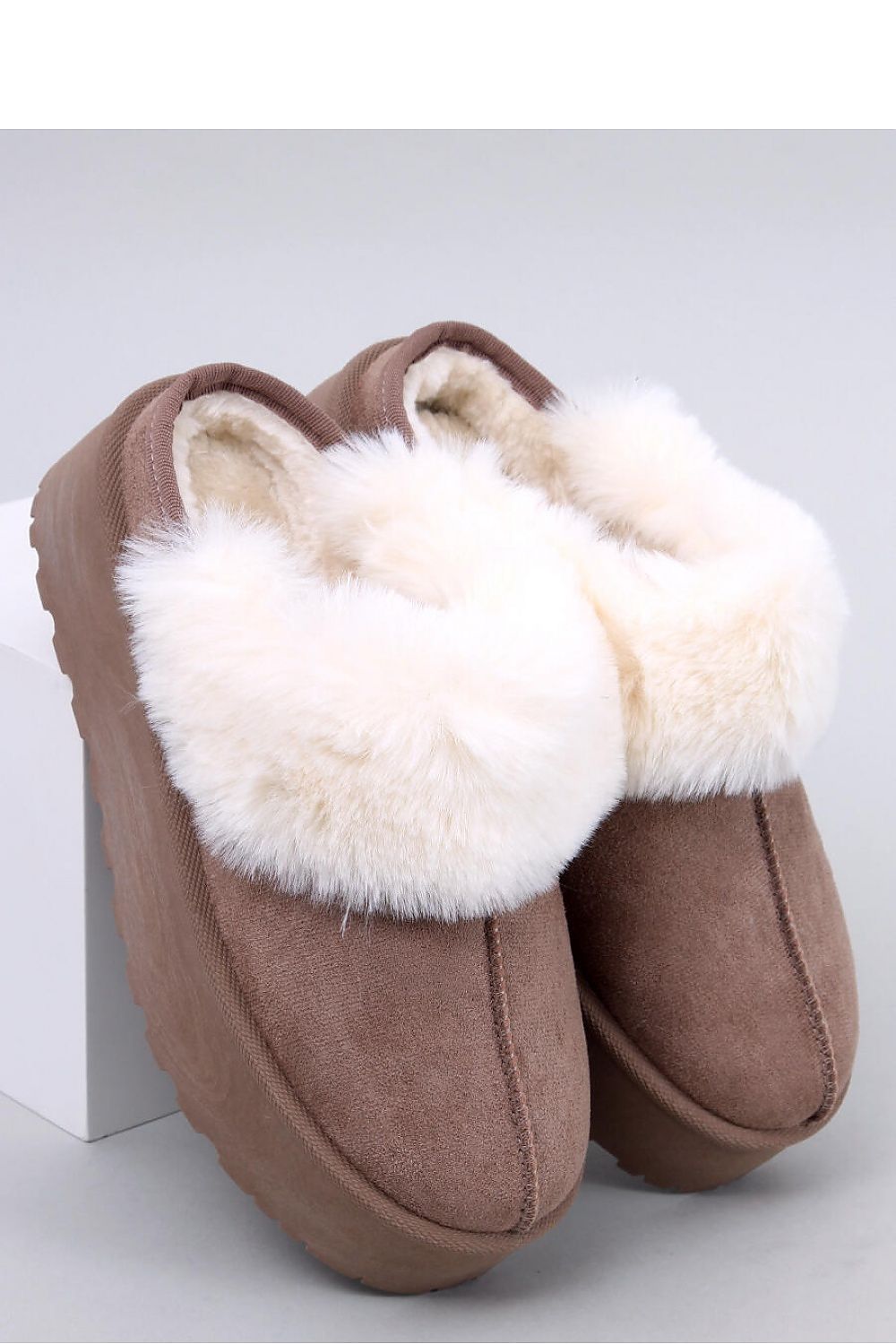 Slippers Inello