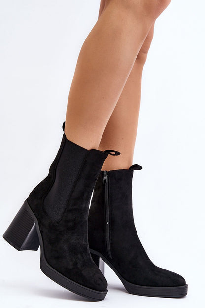 Heel boots Step in style