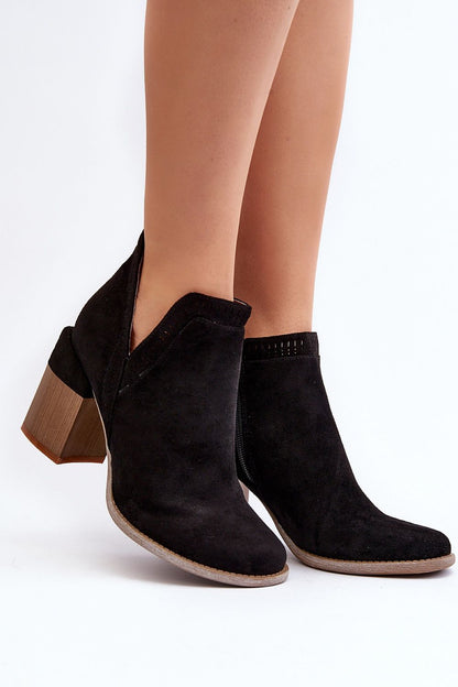 Heel boots Step in style