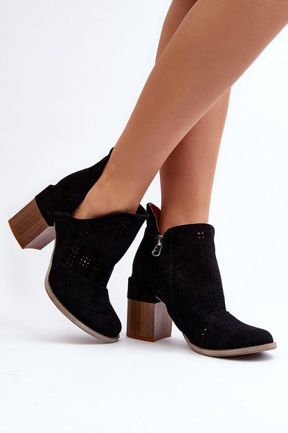 Heel boots Step in style