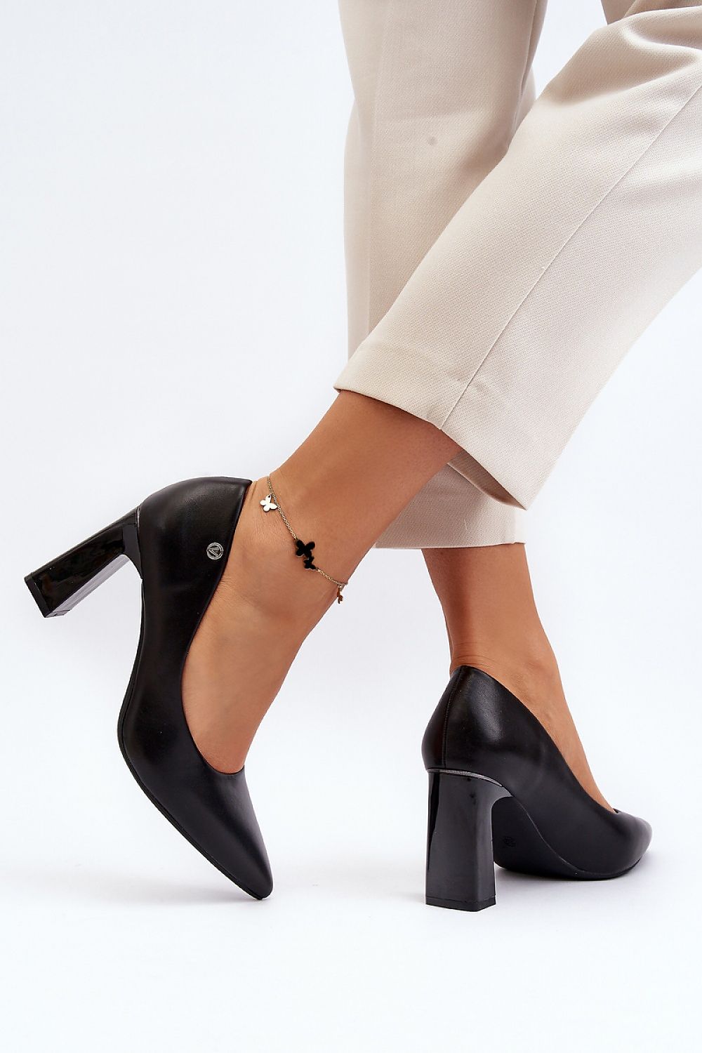 Block heel pumps Step in style