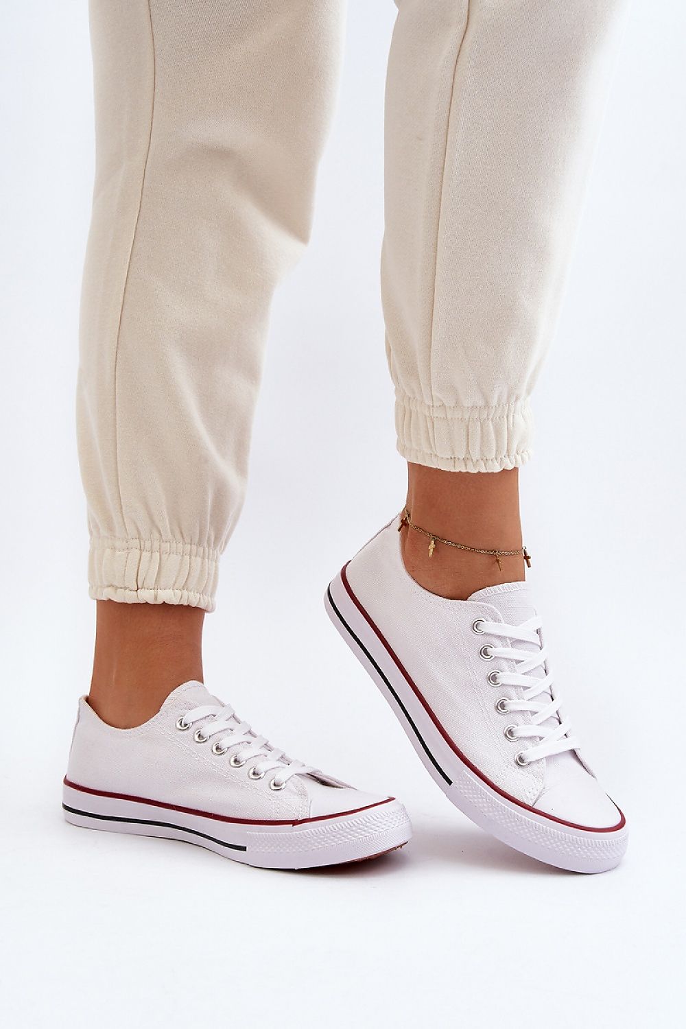 Sneakers Step in style