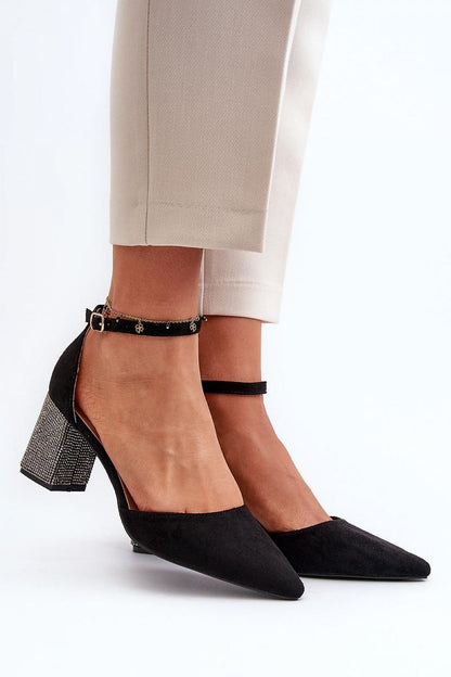 Block heel pumps Step in style