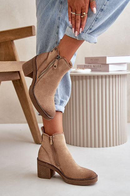 Heel boots Step in style