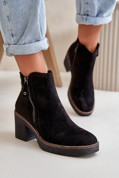 Heel boots Step in style