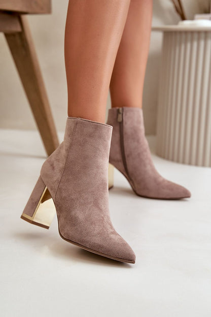 Heel boots Step in style