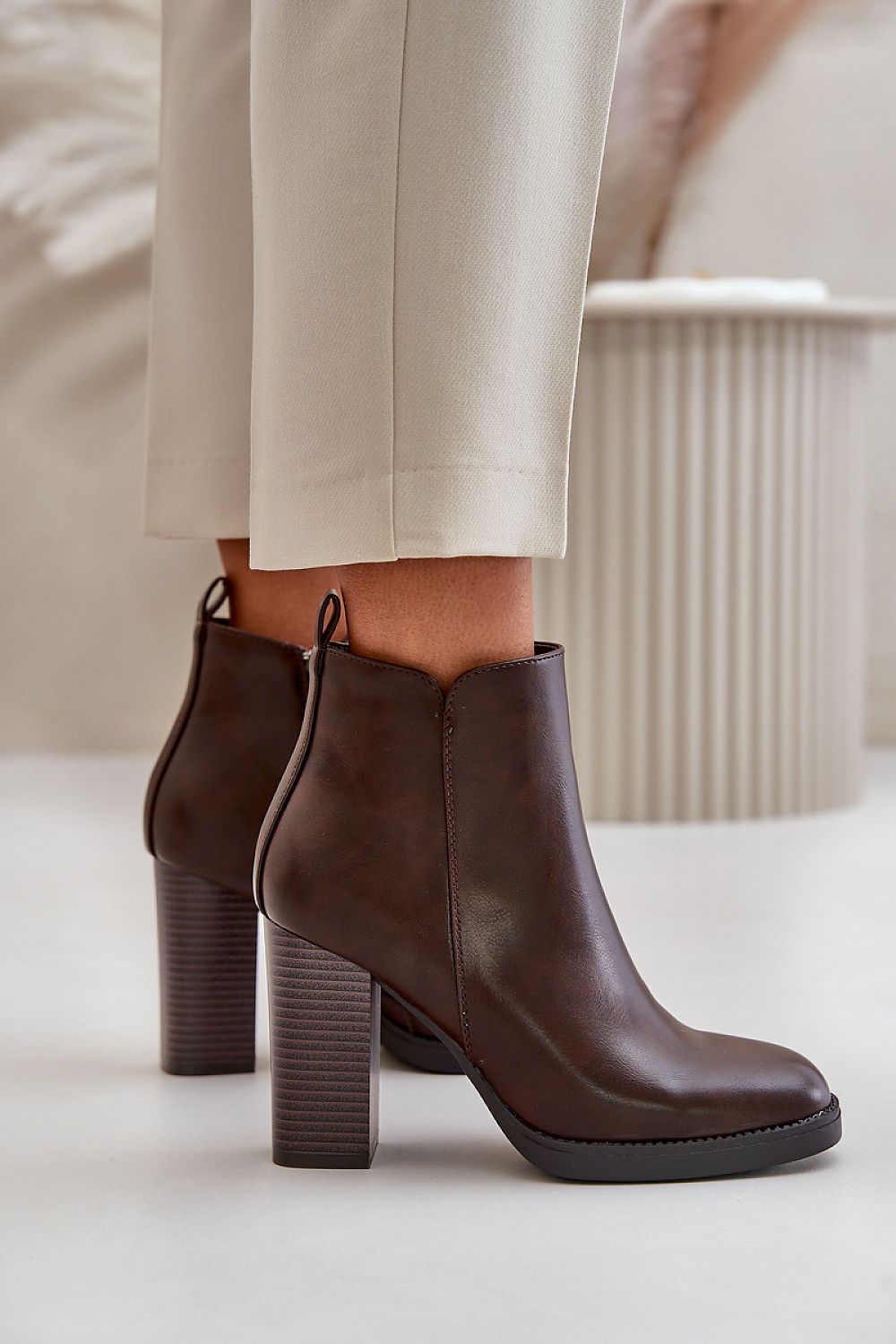 Heel boots Step in style