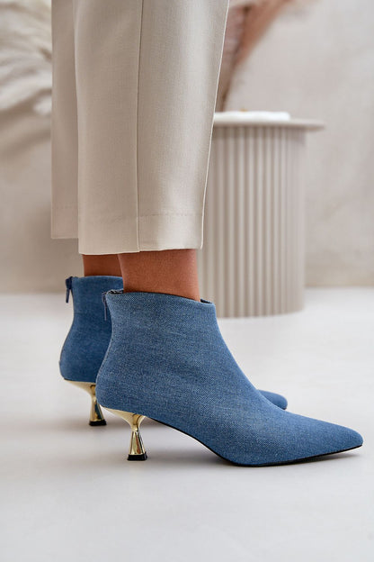 Heel boots Step in style