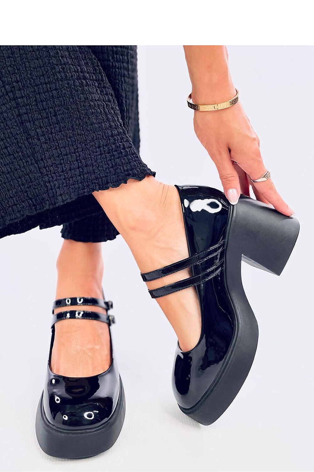 Platform pumps Inello