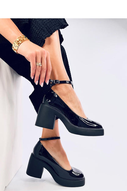 Platform pumps Inello