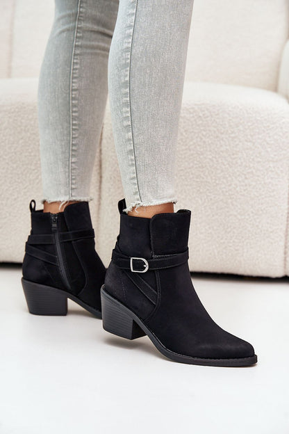 Heel boots Step in style