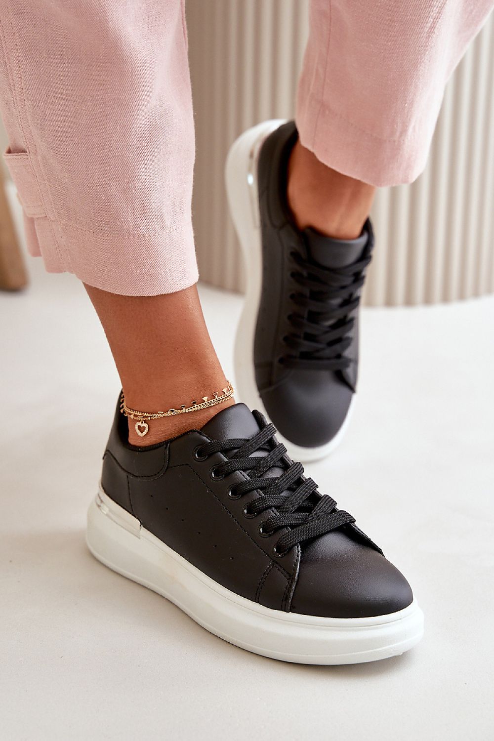 Sneakers Step in style