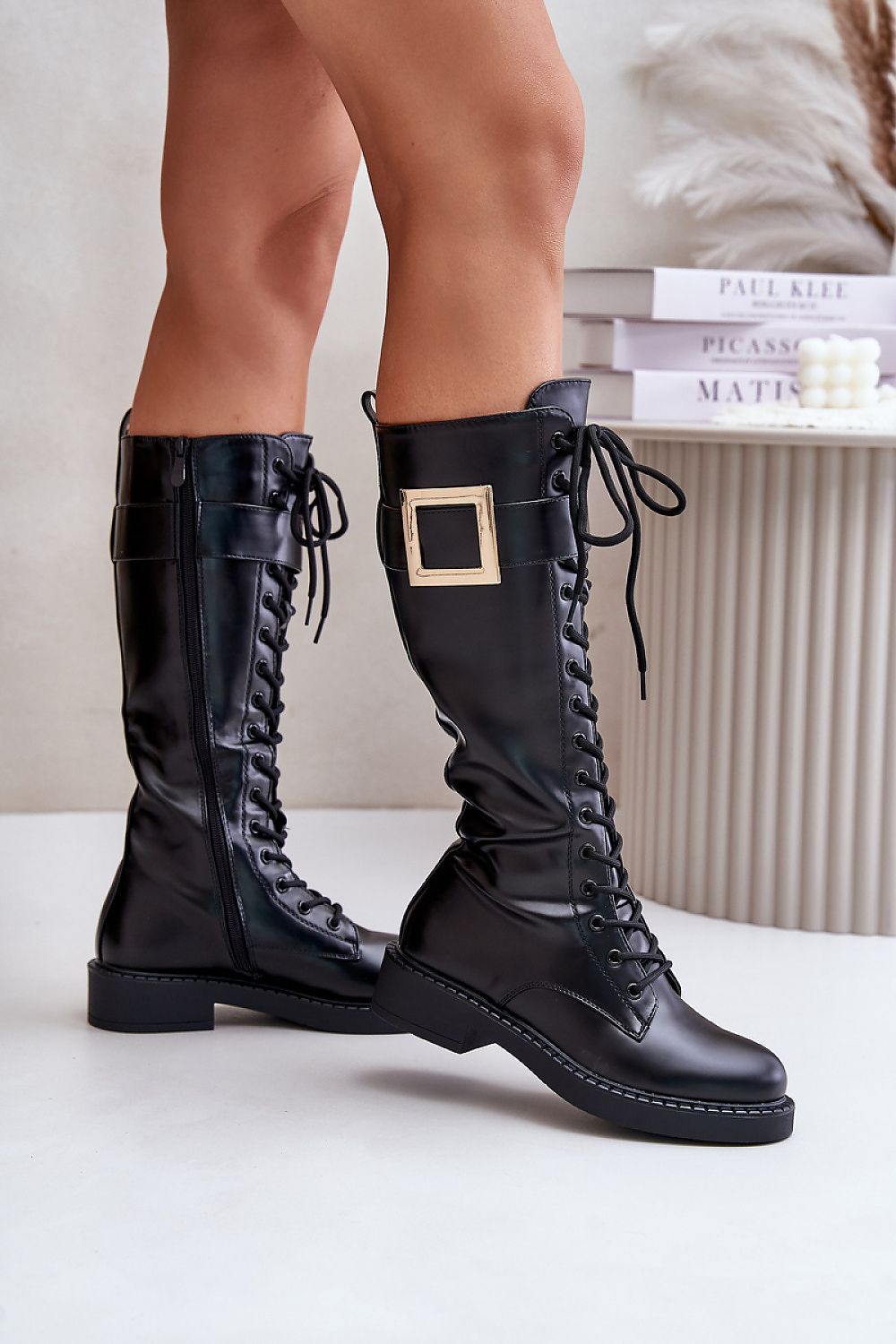 Thigh-Hight Boots Step in style