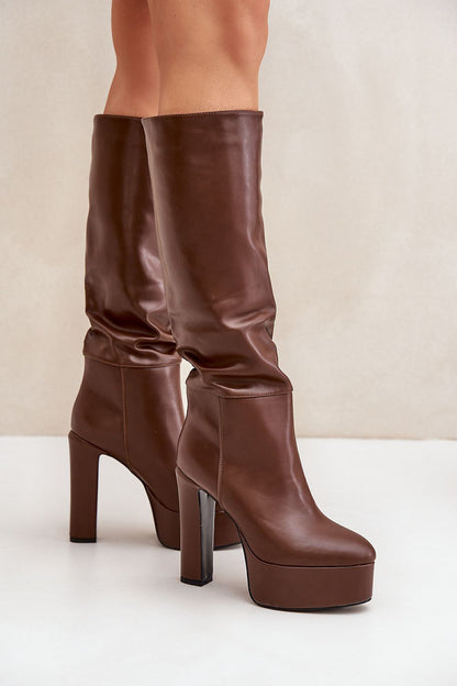 Heel boots