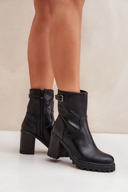 Heel boots