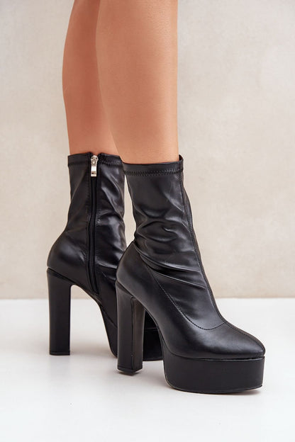 Heel boots