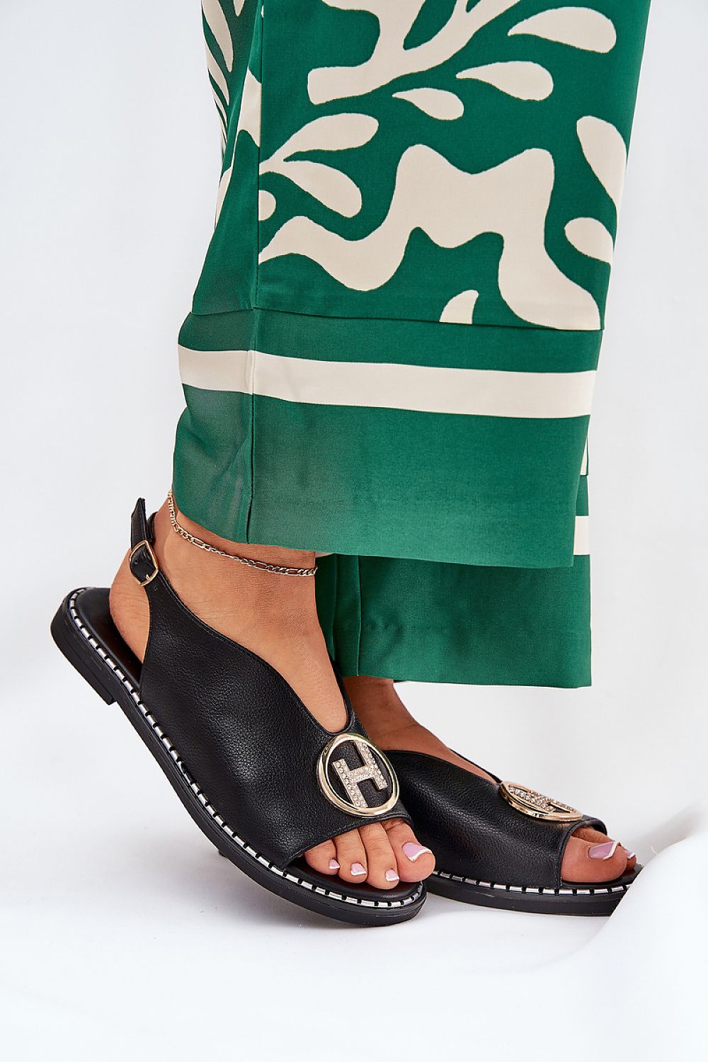  Sandals model 210130 Step in style 