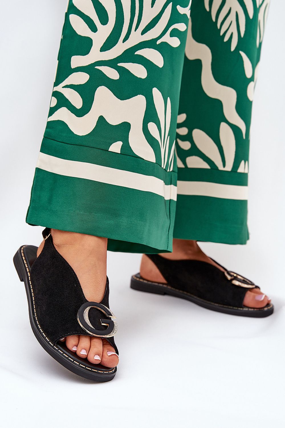  Sandals model 210141 Step in style 