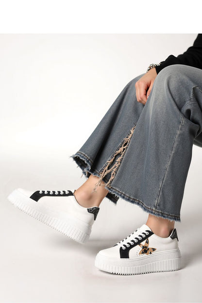  Sport Shoes model 210231 Inello 