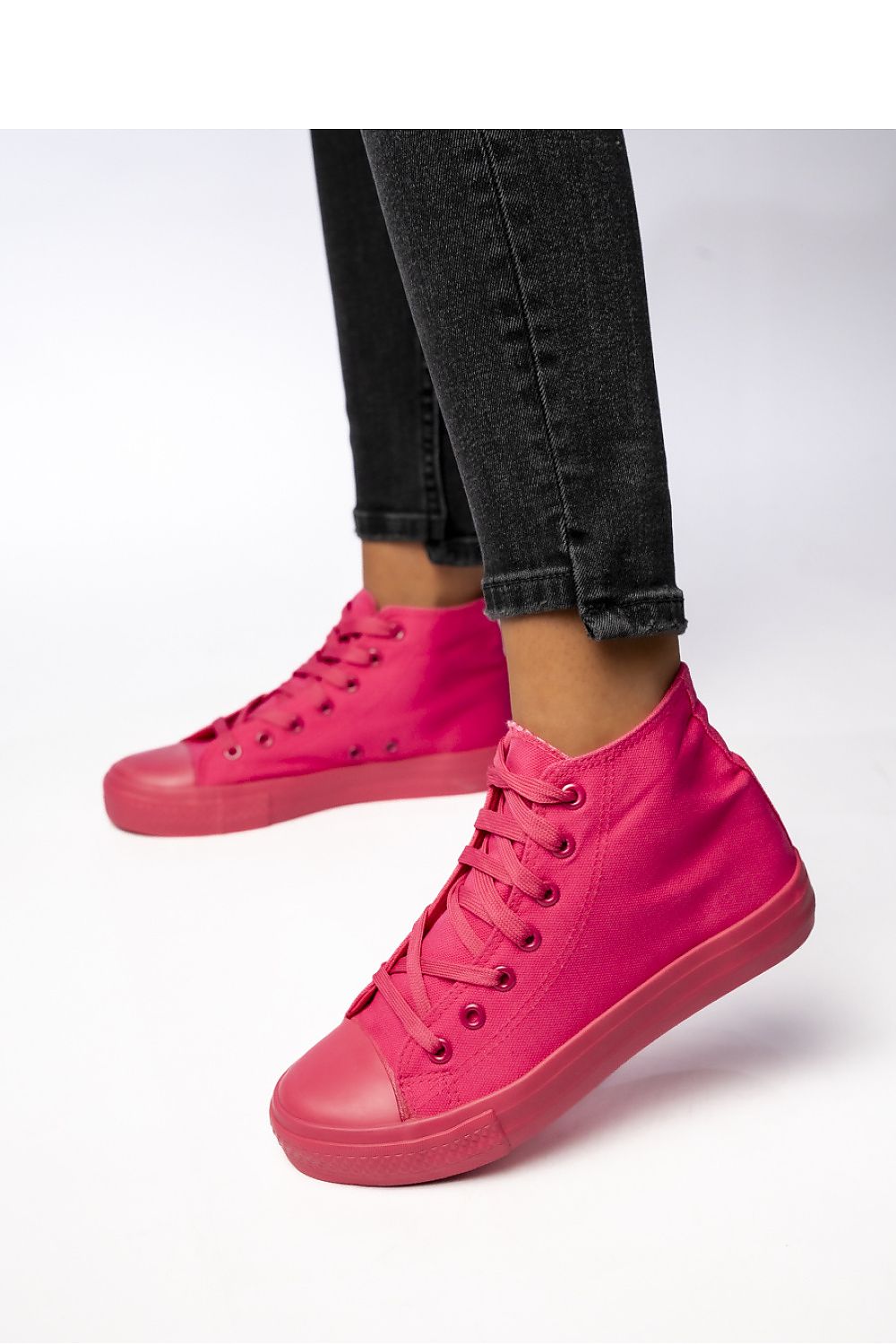  Sneakers model 210572 Inello 