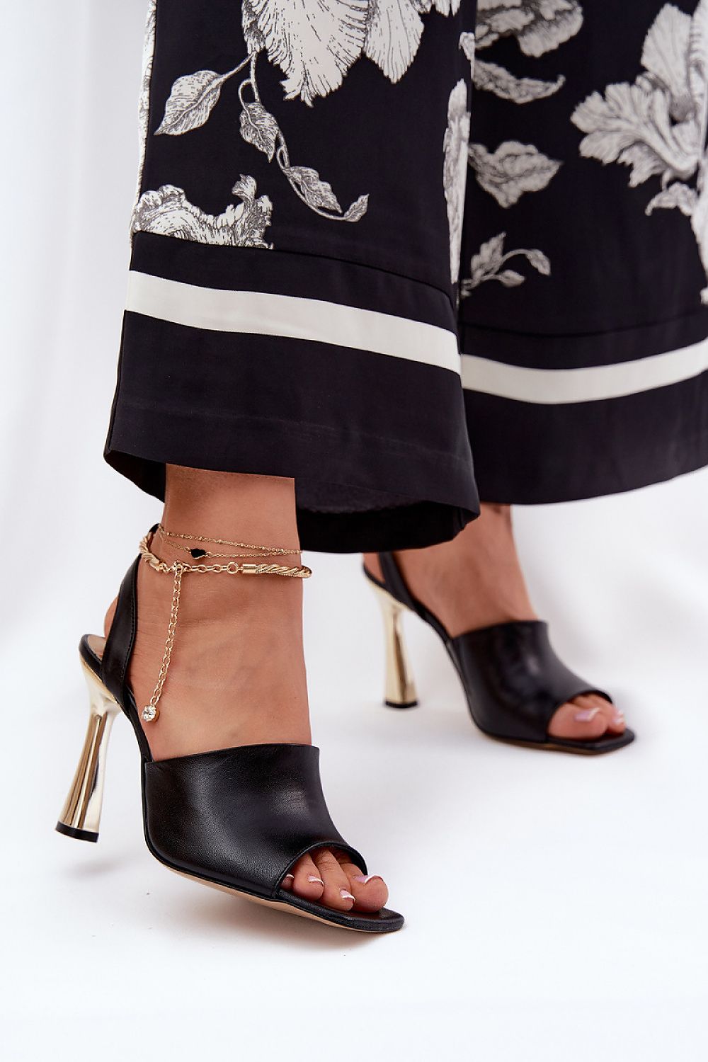  Heel sandals model 211371 Step in style 