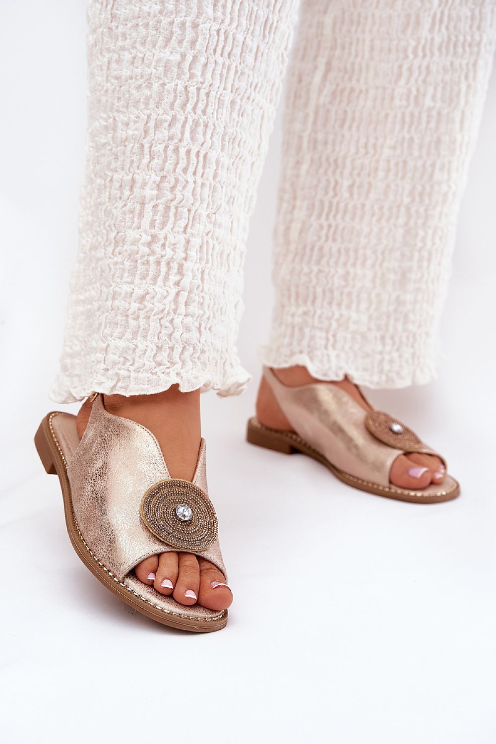  Sandals model 211642 Step in style 