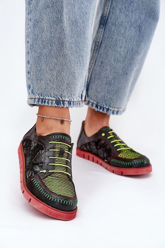  Low Shoes model 212571 Step in style 