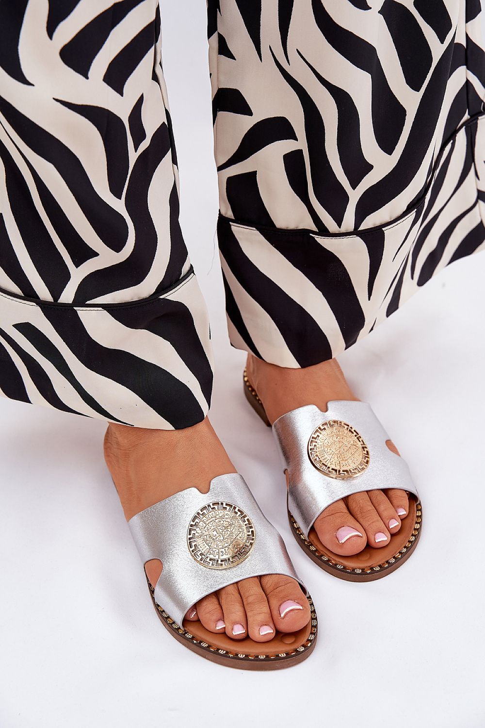  Flip-flops model 212605 Step in style 