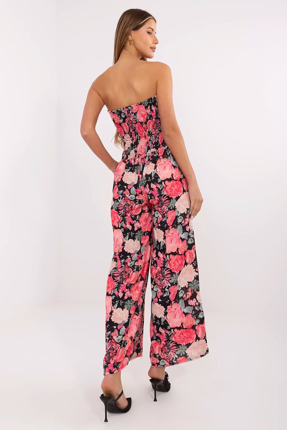  Suit model 213306 Italy Moda 