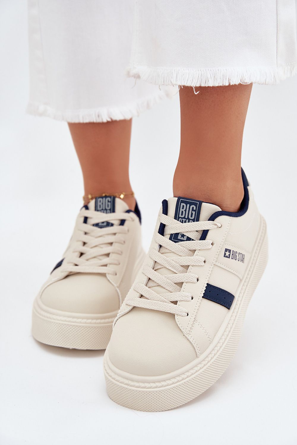  Sport Shoes model 216470 Step in style 