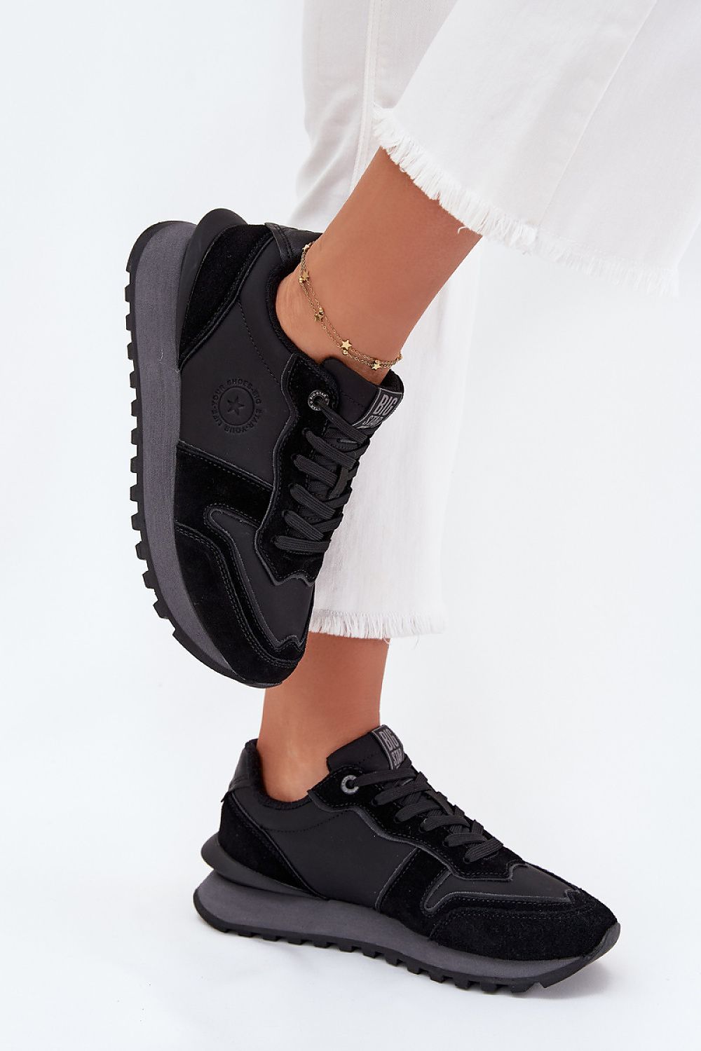  Sport Shoes model 216476 Step in style 