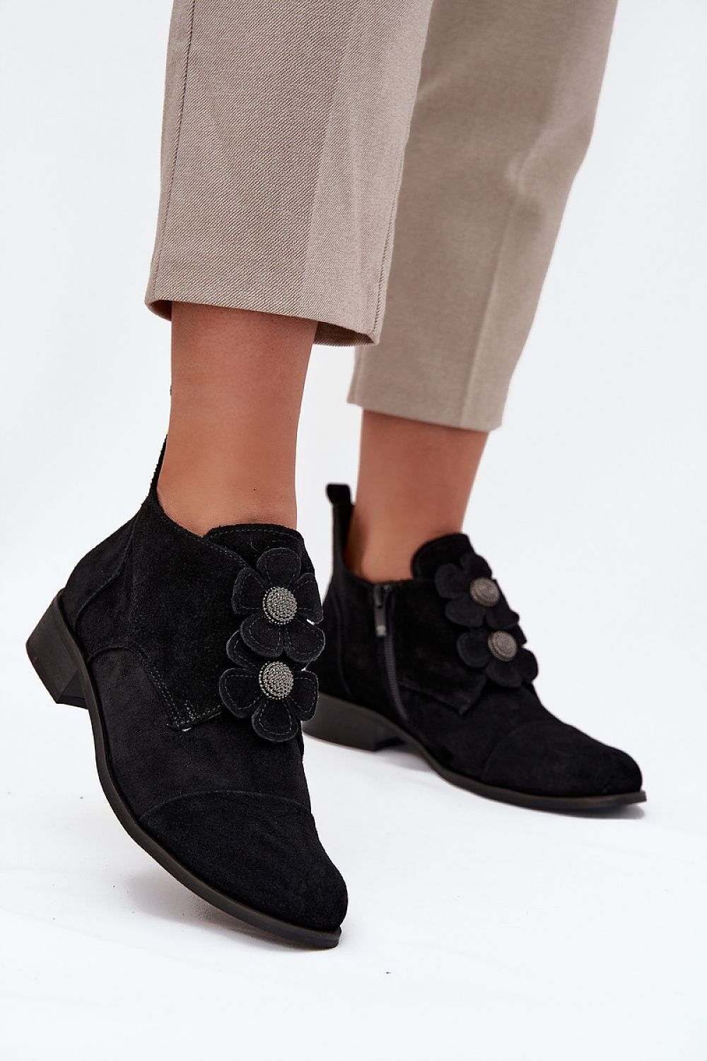  Half shoes model 216986 Step in style 