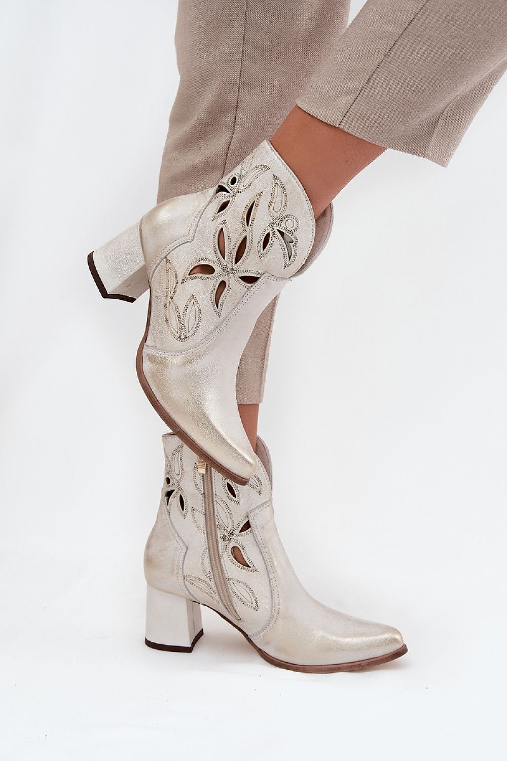  Heel boots model 219131 Step in style 