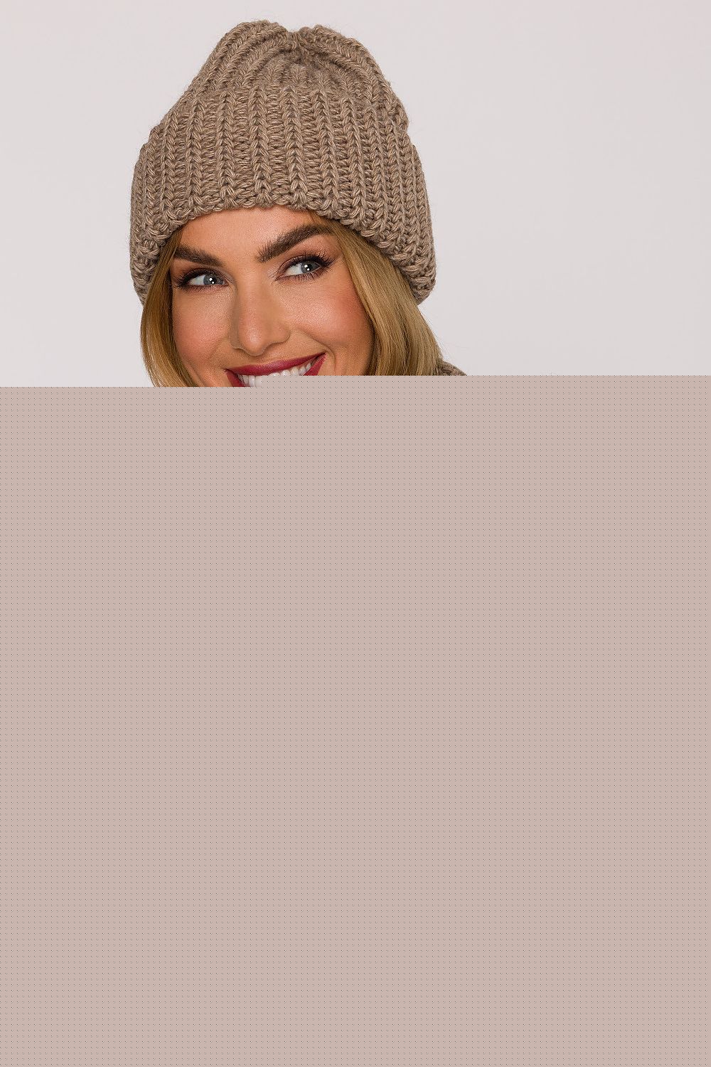  Shawl model 219553 Moe 