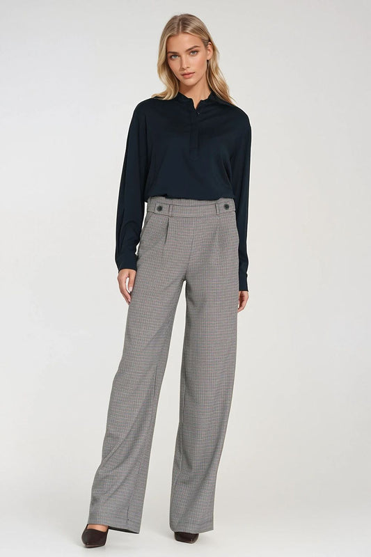  Women trousers model 219763 Nife 