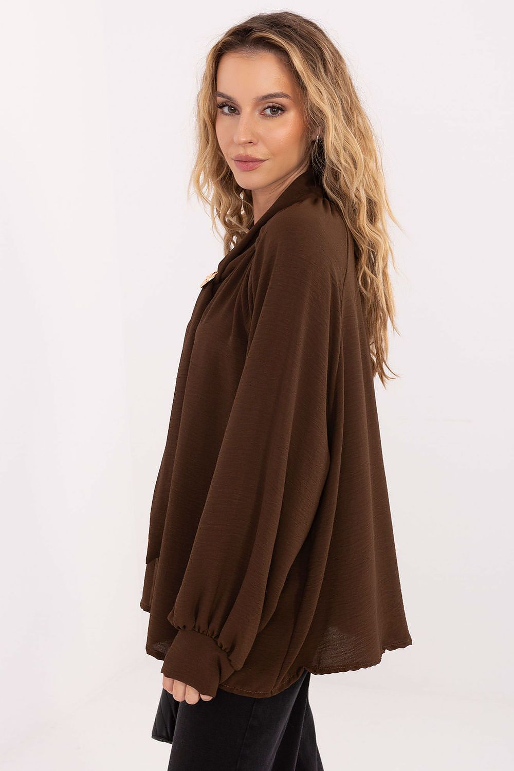  Blouse model 221062 Italy Moda 