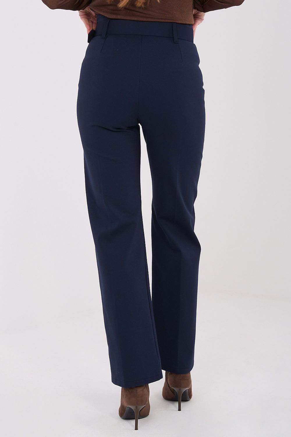  Women trousers model 221767 Italy Moda 