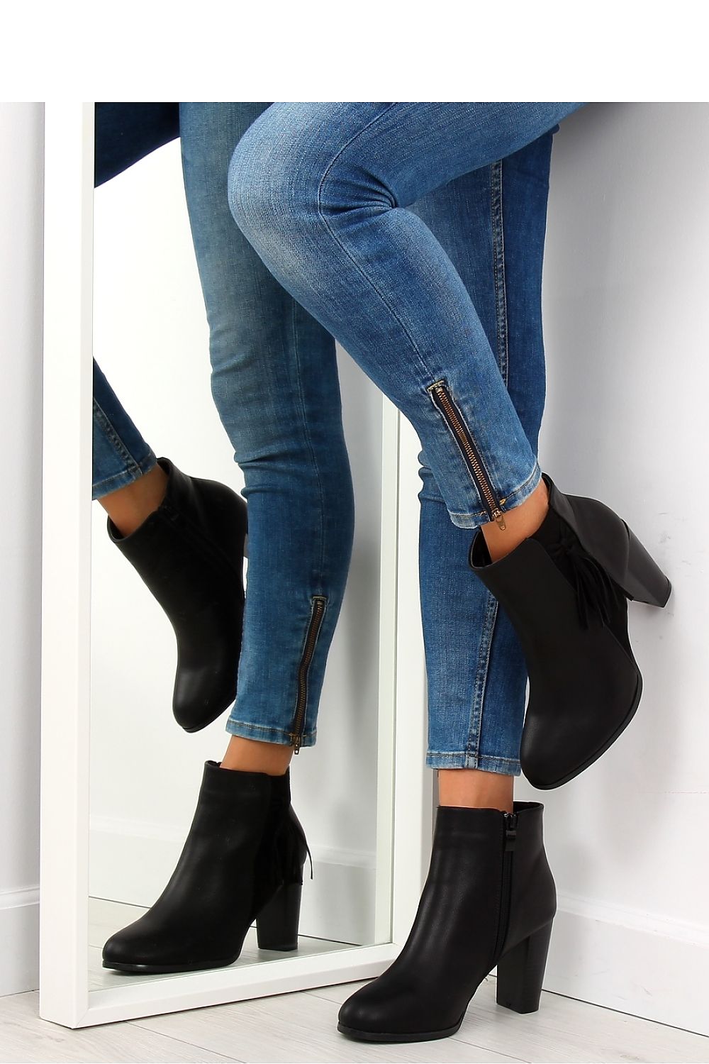 Heel boots Inello