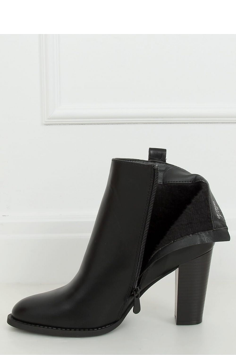 Heel boots Inello