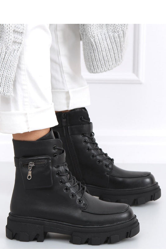 Boots Inello